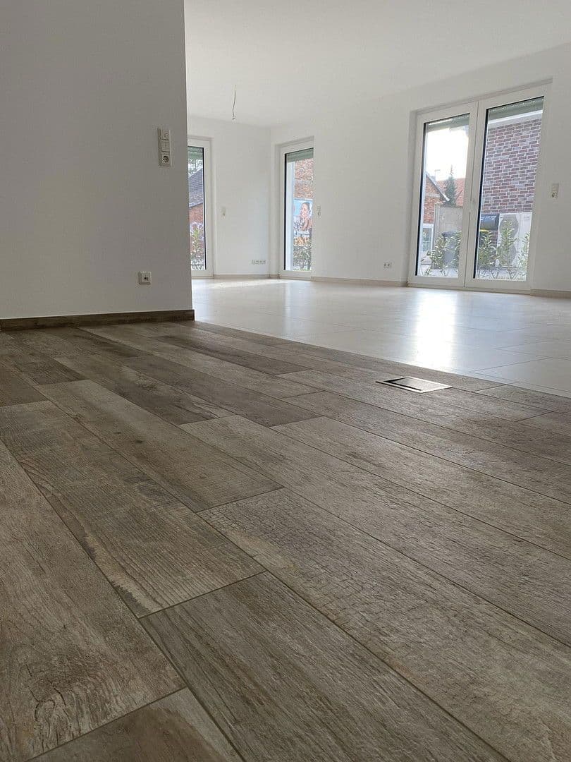 Predaj bytu 3-izbový 115 m², Hannover, Dolné Sasko Predaj bytu 3-izbový 115 m², Hannover, Dolné Sasko