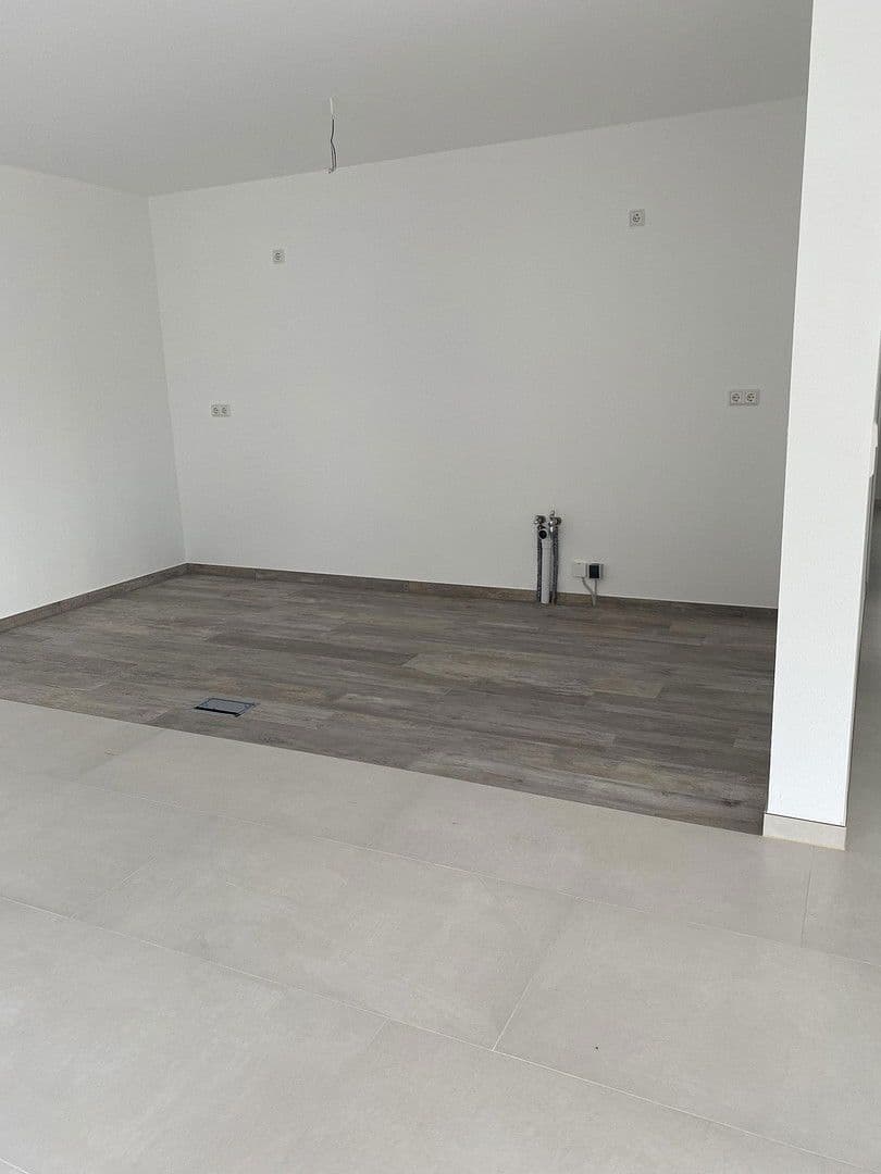 Predaj bytu 3-izbový 115 m², Hannover, Dolné Sasko Predaj bytu 3-izbový 115 m², Hannover, Dolné Sasko