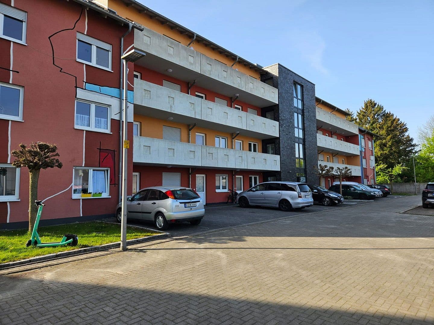Predaj domu 2.459 m², pozemek 3.700 m², An der Landwehr 25, Bielefeld, Severné Porýnie - Westfálsko Predaj domu 2.459 m², pozemek 3.700 m², An der Landwehr 25, Bielefeld, Severné Porýnie - Westfálsko