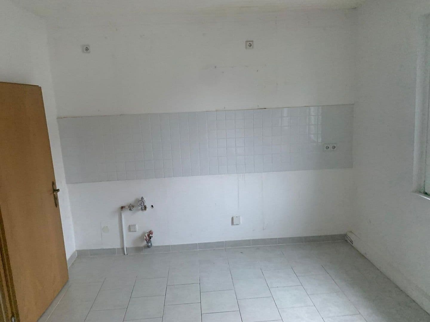 Prenájom bytu 4-izbový 110 m², Worms-Pfeddersheim, Porýnie-Falcko Prenájom bytu 4-izbový 110 m², Worms-Pfeddersheim, Porýnie-Falcko