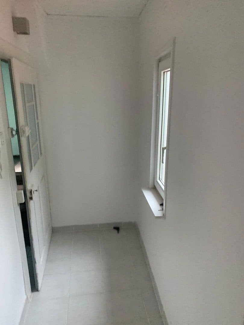 Prenájom bytu 4-izbový 110 m², Worms-Pfeddersheim, Porýnie-Falcko Prenájom bytu 4-izbový 110 m², Worms-Pfeddersheim, Porýnie-Falcko