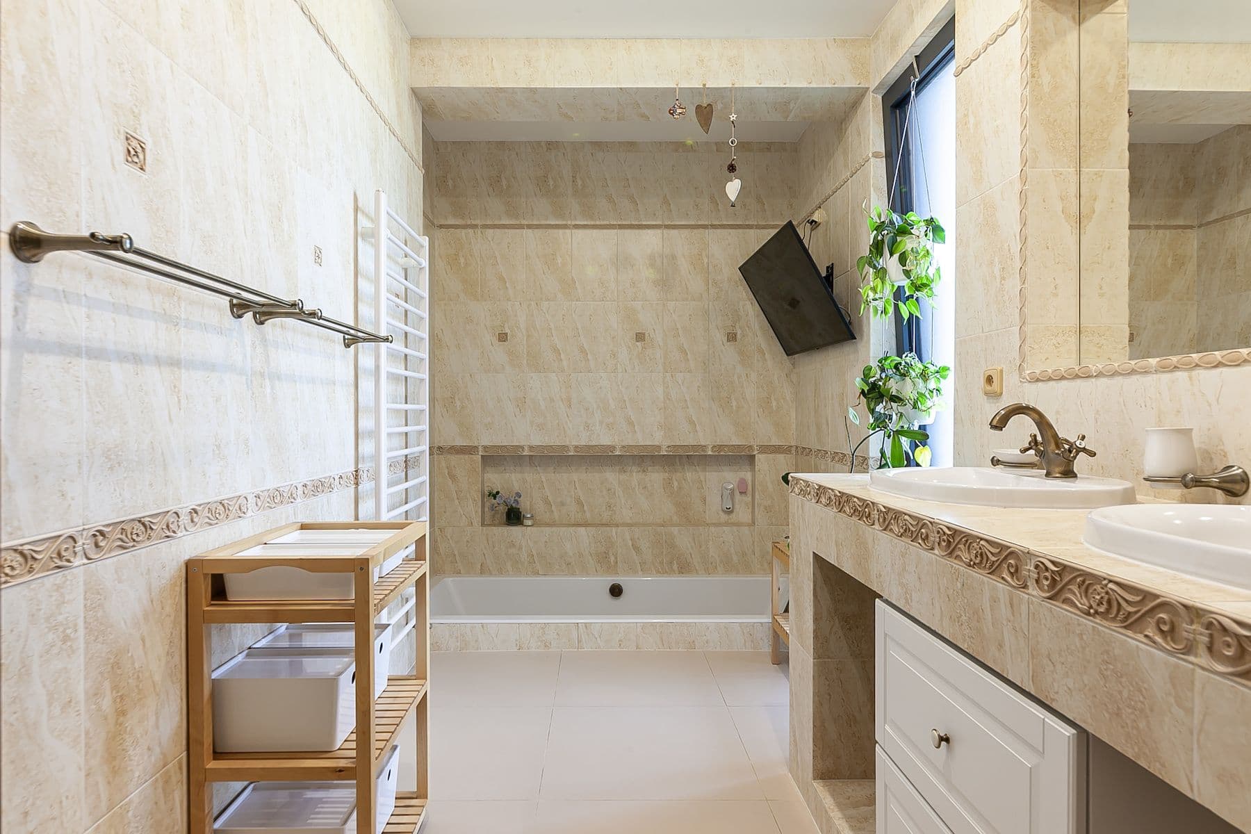 Predaj kancelárie 1.304 m², Ve Stráži, Psáry, Středočeský kraj Predaj kancelárie 1.304 m², Ve Stráži, Psáry, Středočeský kraj