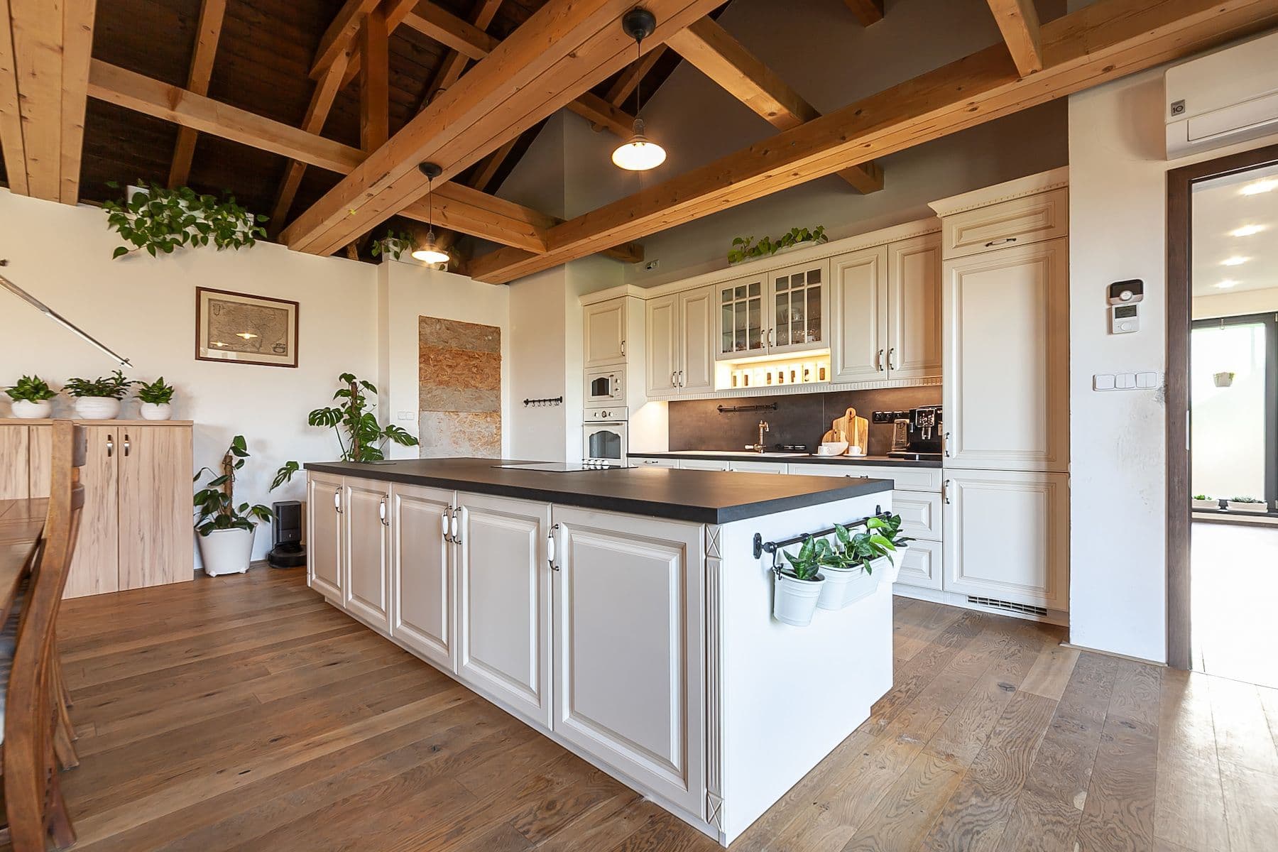 Predaj nebytového priestoru 1.304 m², Ve Stráži, Psáry, Středočeský kraj Predaj nebytového priestoru 1.304 m², Ve Stráži, Psáry, Středočeský kraj