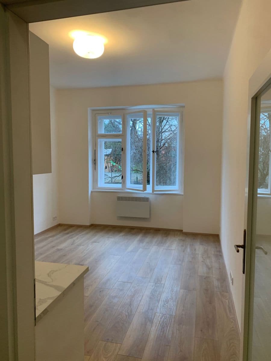Prenájom bytu 2-izbový 42 m², Vršovická, Praha, Praha Prenájom bytu 2-izbový 42 m², Vršovická, Praha, Praha