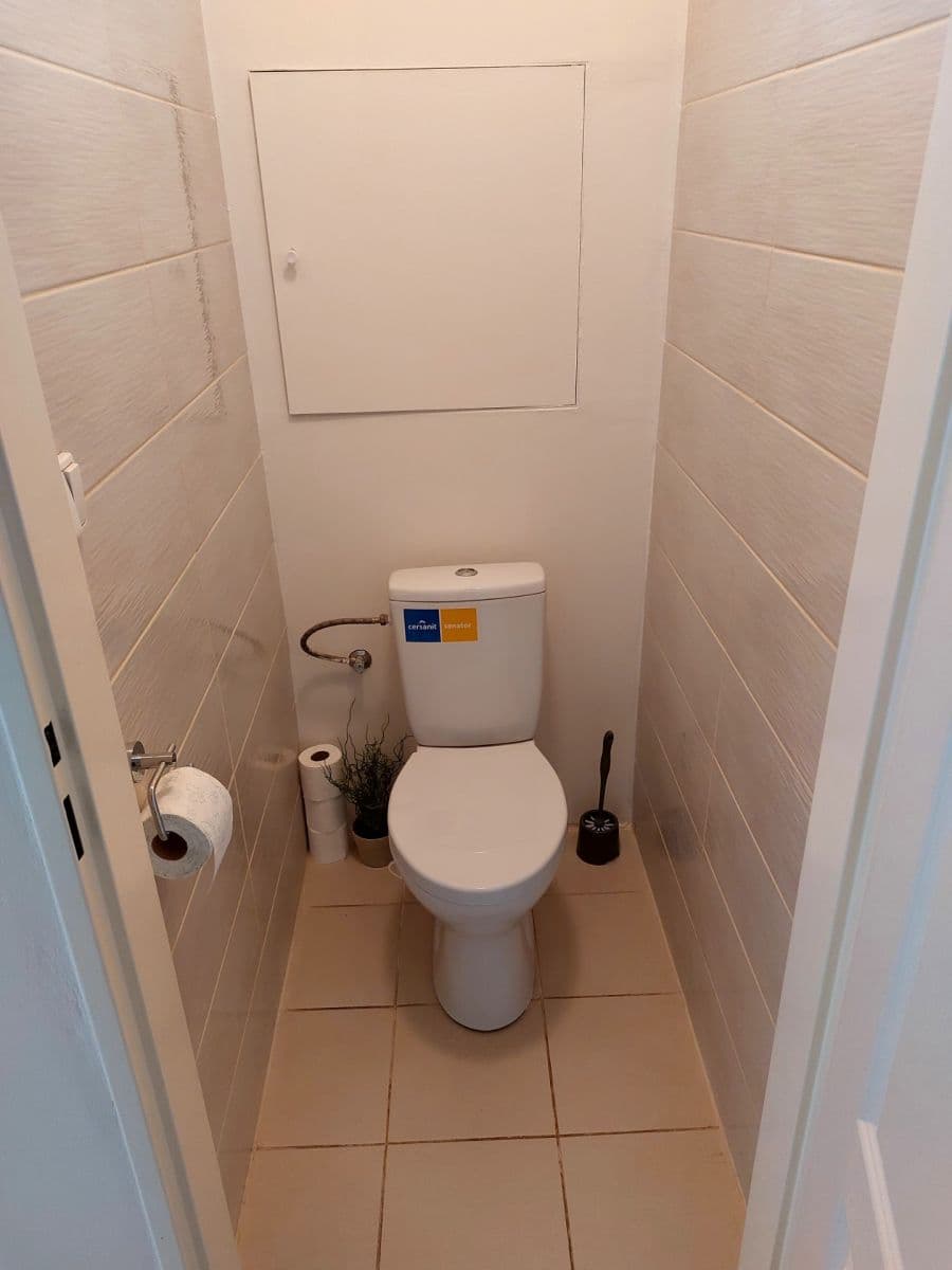 Predaj bytu 3-izbový 57 m², Verneřická, Praha, Praha Predaj bytu 3-izbový 57 m², Verneřická, Praha, Praha
