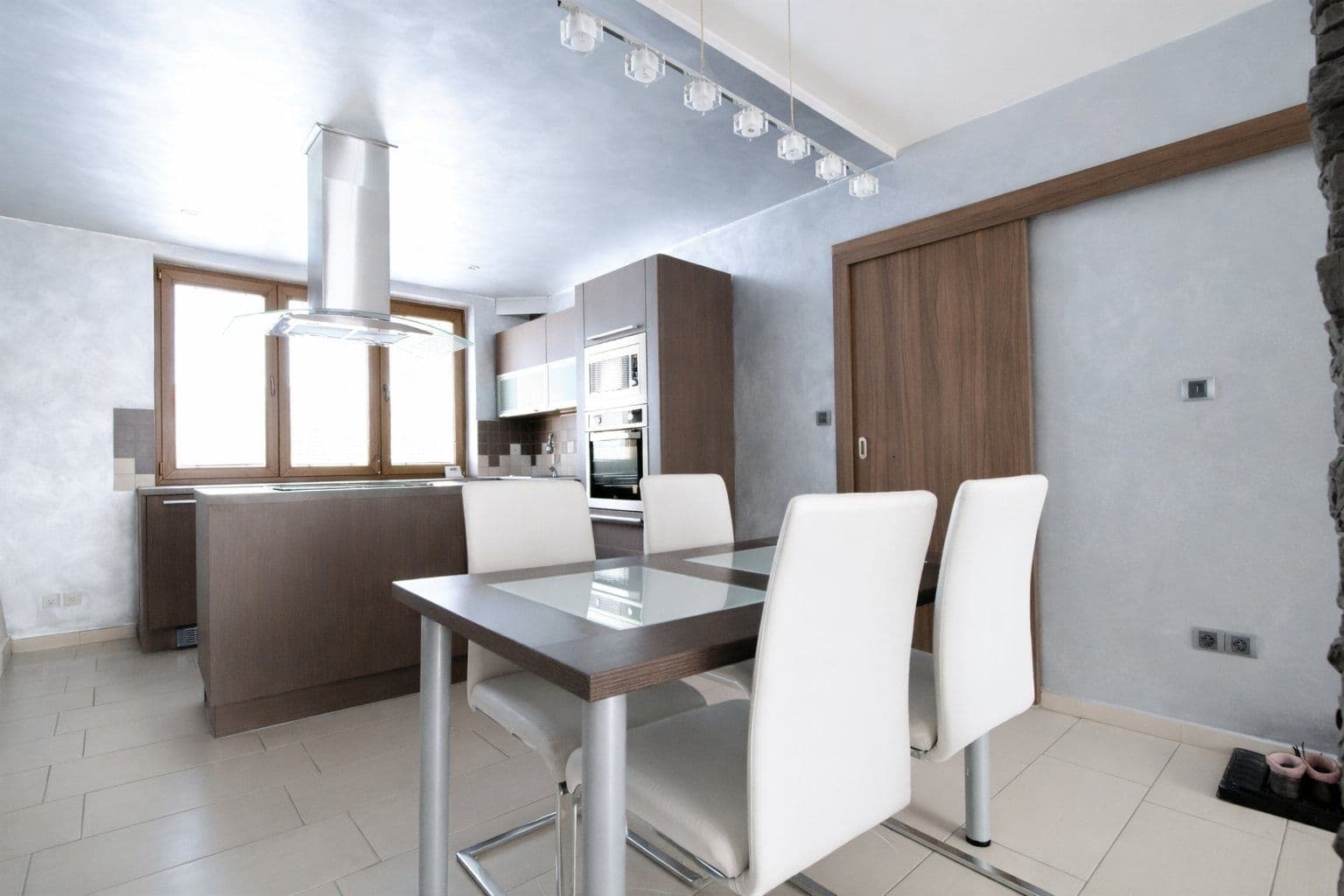 Prenájom bytu 3-izbový 85 m², Lhota u Příbramě, Středočeský kraj Prenájom bytu 3-izbový 85 m², Lhota u Příbramě, Středočeský kraj