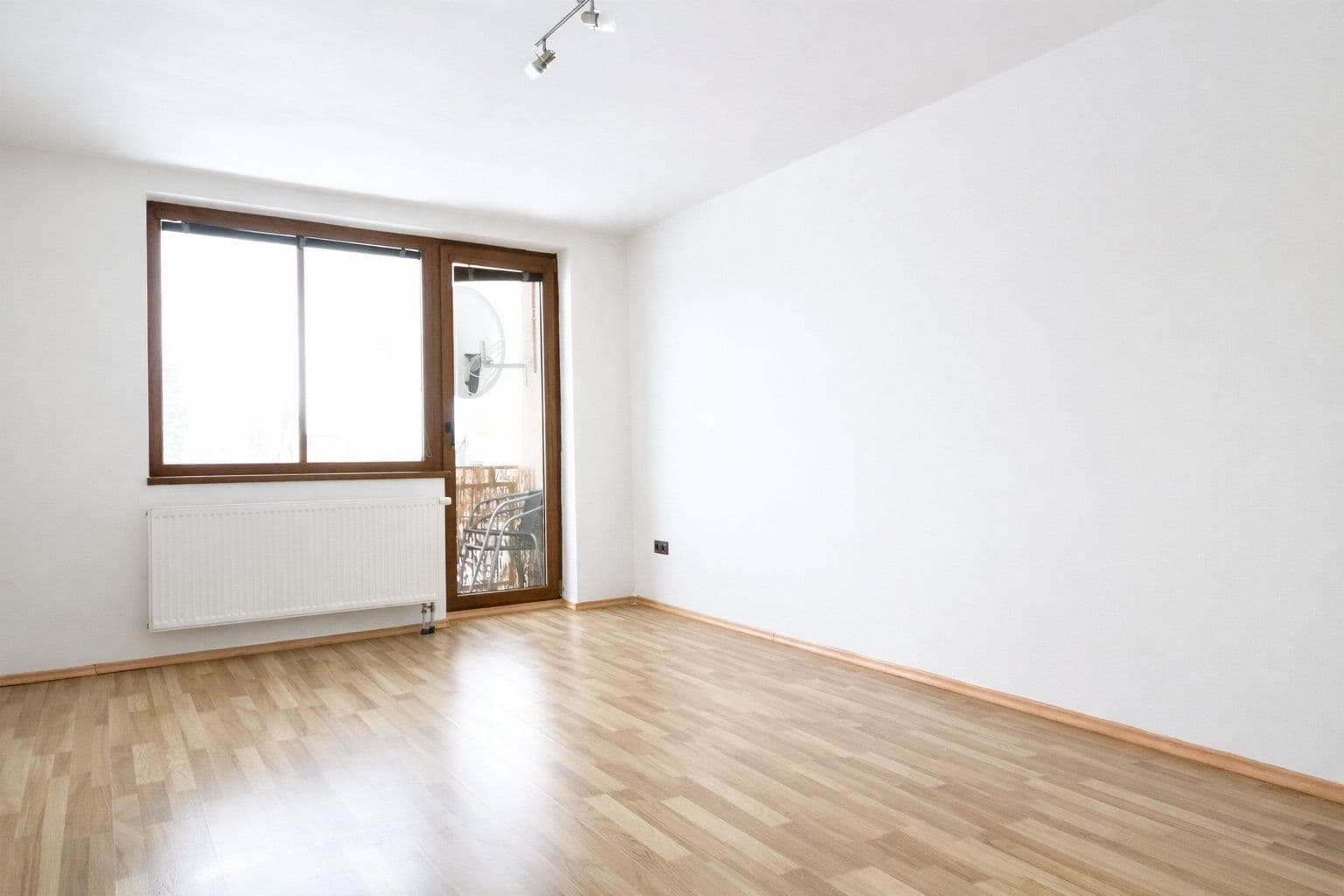 Prenájom bytu 3-izbový 85 m², Lhota u Příbramě, Středočeský kraj Prenájom bytu 3-izbový 85 m², Lhota u Příbramě, Středočeský kraj