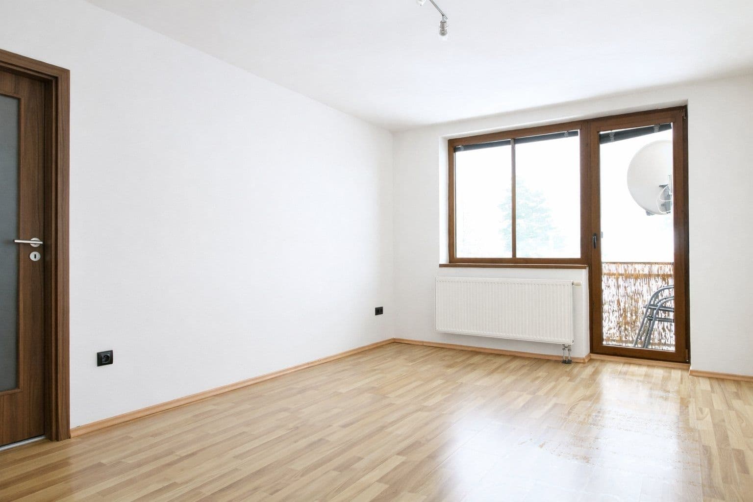 Prenájom bytu 3-izbový 85 m², Lhota u Příbramě, Středočeský kraj Prenájom bytu 3-izbový 85 m², Lhota u Příbramě, Středočeský kraj