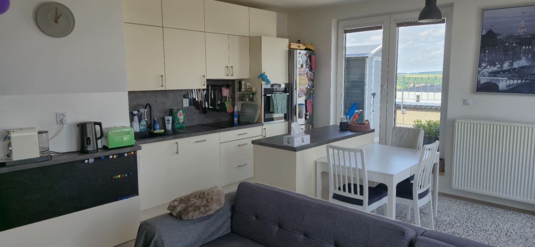 Predaj bytu 4-izbový 155 m², T. G. Masaryka, Horoměřice, Středočeský kraj Predaj bytu 4-izbový 155 m², T. G. Masaryka, Horoměřice, Středočeský kraj