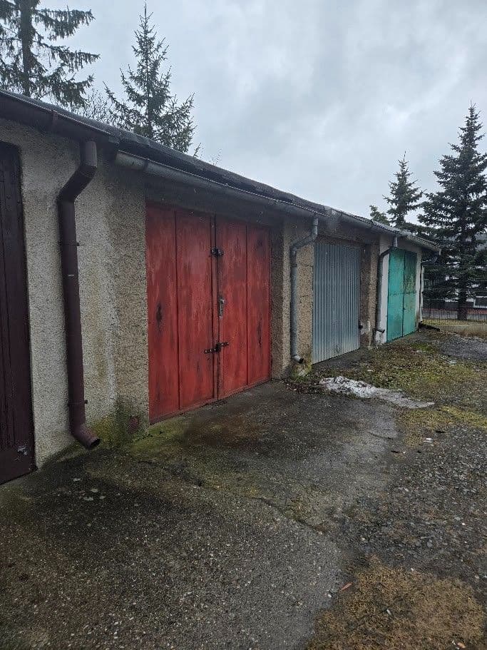 Prenájom garáže 29 m², Příbram, Středočeský kraj Prenájom garáže 29 m², Příbram, Středočeský kraj