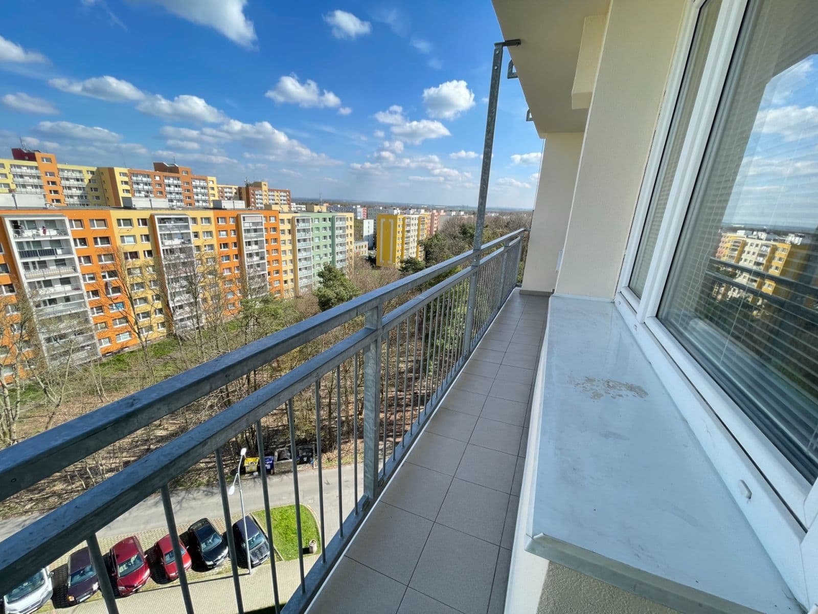 Predaj bytu 3-izbový 69 m², Estonská, Kladno, Středočeský kraj Predaj bytu 3-izbový 69 m², Estonská, Kladno, Středočeský kraj