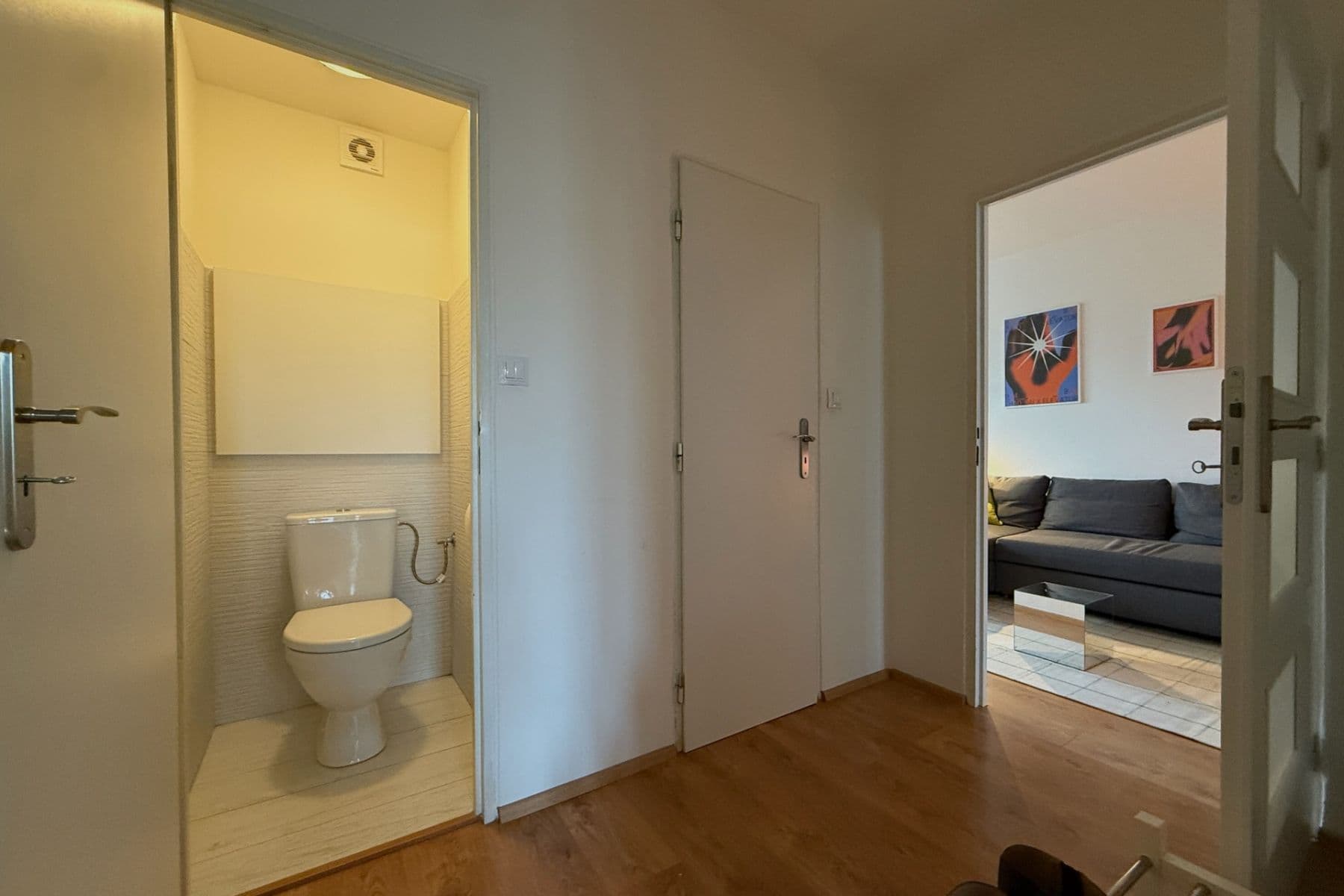 Prenájom bytu 4-izbový 75 m², Nad Olšinami, Praha, Praha Prenájom bytu 4-izbový 75 m², Nad Olšinami, Praha, Praha
