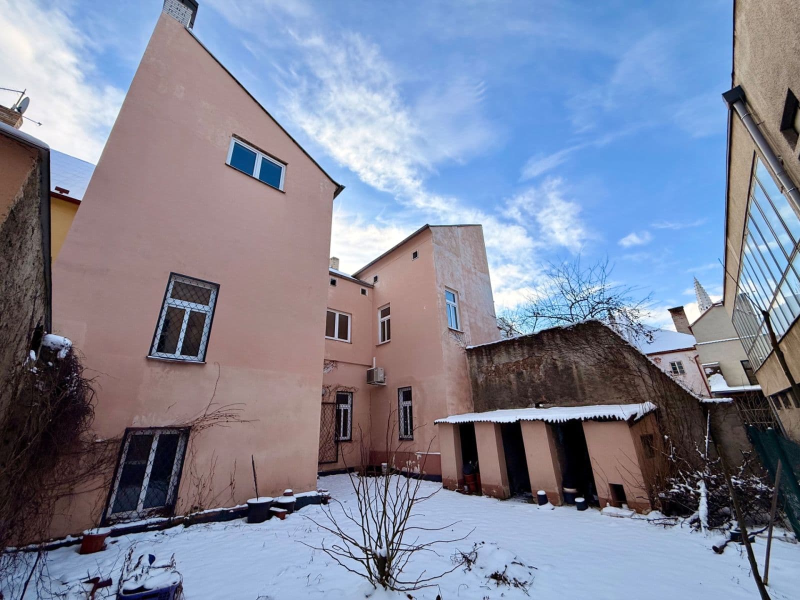 Predaj domu 350 m², pozemek 510 m², Boženy Němcové, Kadaň, Ústecký kraj Predaj domu 350 m², pozemek 510 m², Boženy Němcové, Kadaň, Ústecký kraj