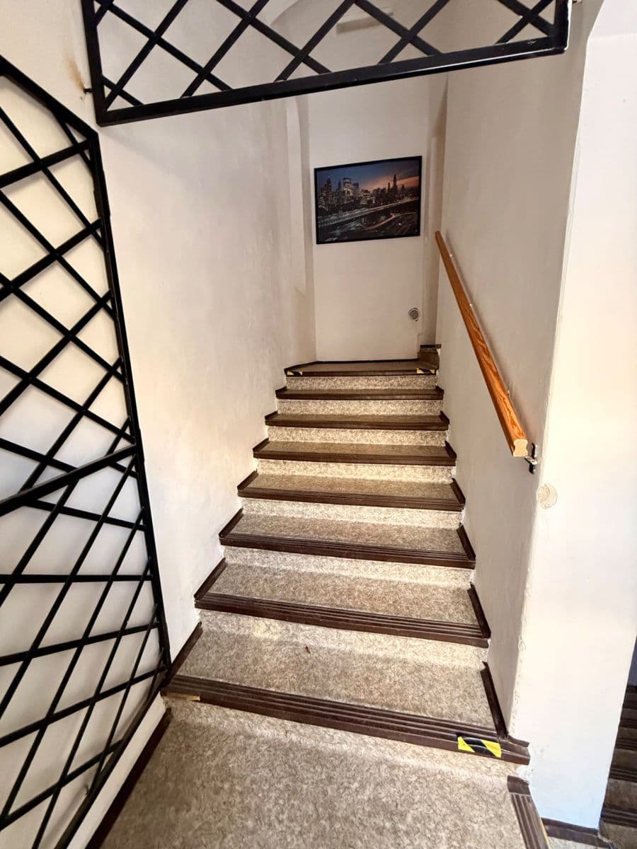 Predaj domu 350 m², pozemek 510 m², Boženy Němcové, Kadaň, Ústecký kraj Predaj domu 350 m², pozemek 510 m², Boženy Němcové, Kadaň, Ústecký kraj