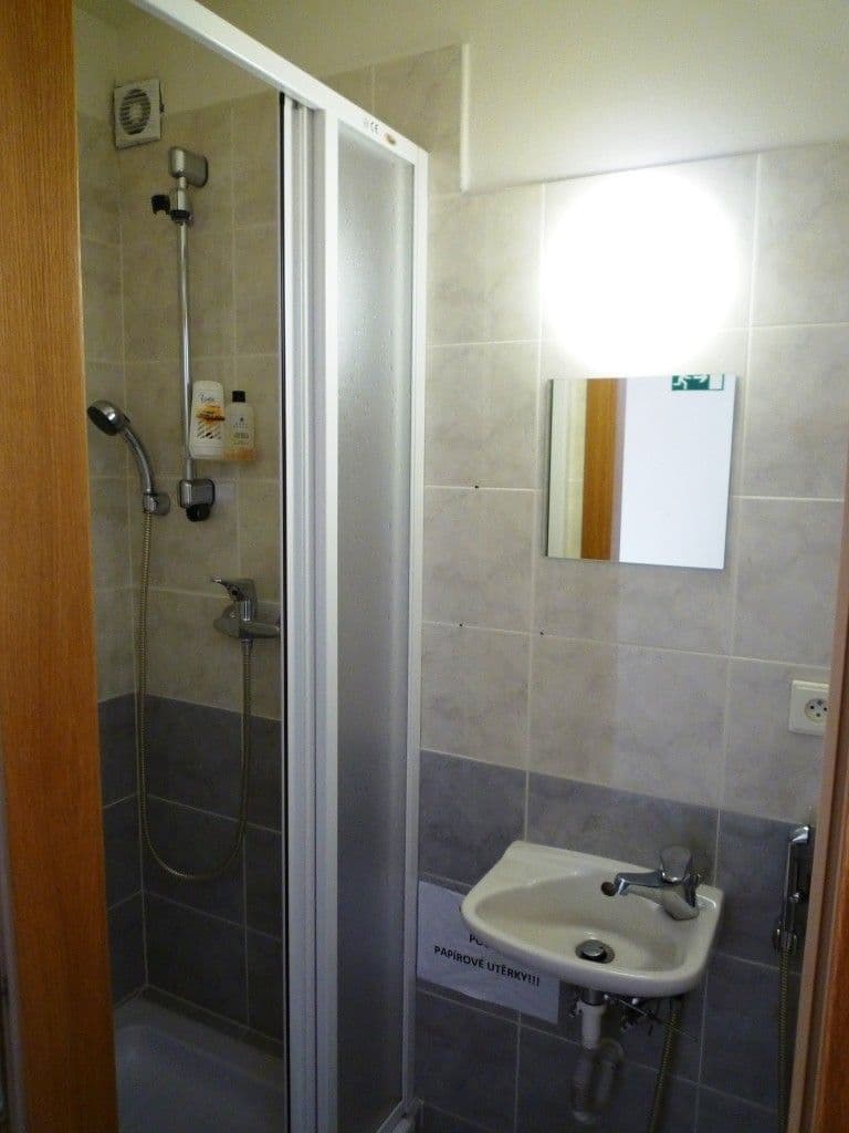 Prenájom bytu 6-izbový 129 m², Medkova, Praha, Praha Prenájom bytu 6-izbový 129 m², Medkova, Praha, Praha