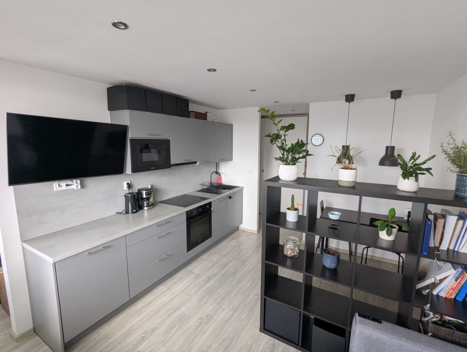 Prenájom bytu 1-izbový 37 m², Tajovského, Praha, Praha Prenájom bytu 1-izbový 37 m², Tajovského, Praha, Praha