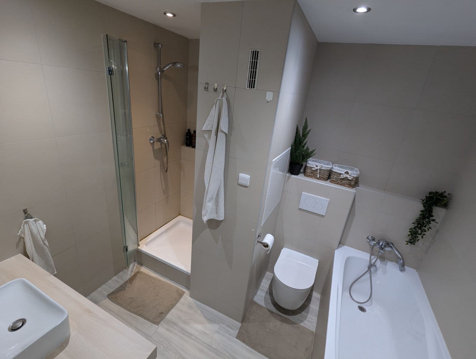 Prenájom bytu 1-izbový 37 m², Tajovského, Praha, Praha Prenájom bytu 1-izbový 37 m², Tajovského, Praha, Praha