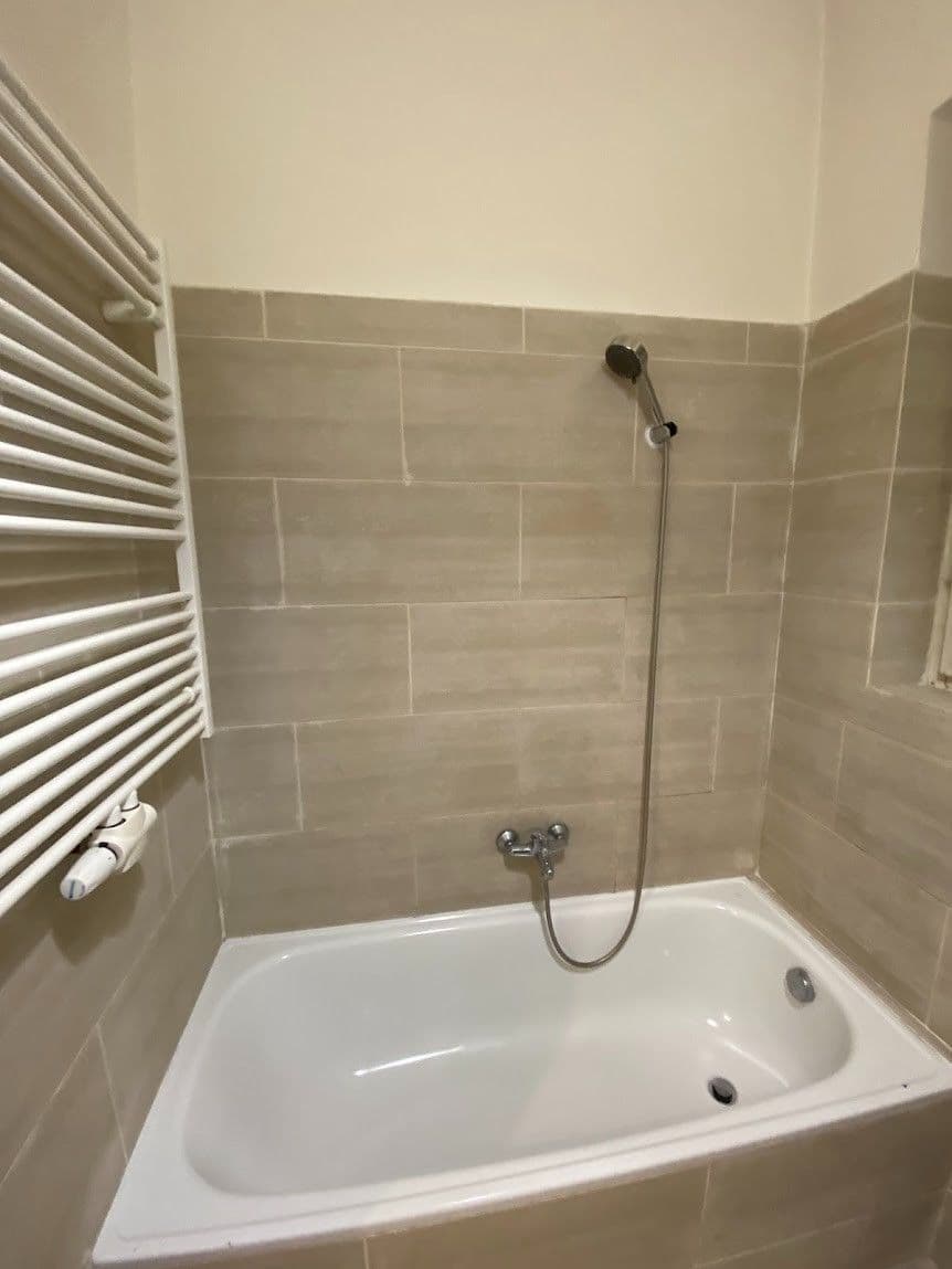 Prenájom bytu 2-izbový 60 m², Na Bělidle, Praha, Praha Prenájom bytu 2-izbový 60 m², Na Bělidle, Praha, Praha