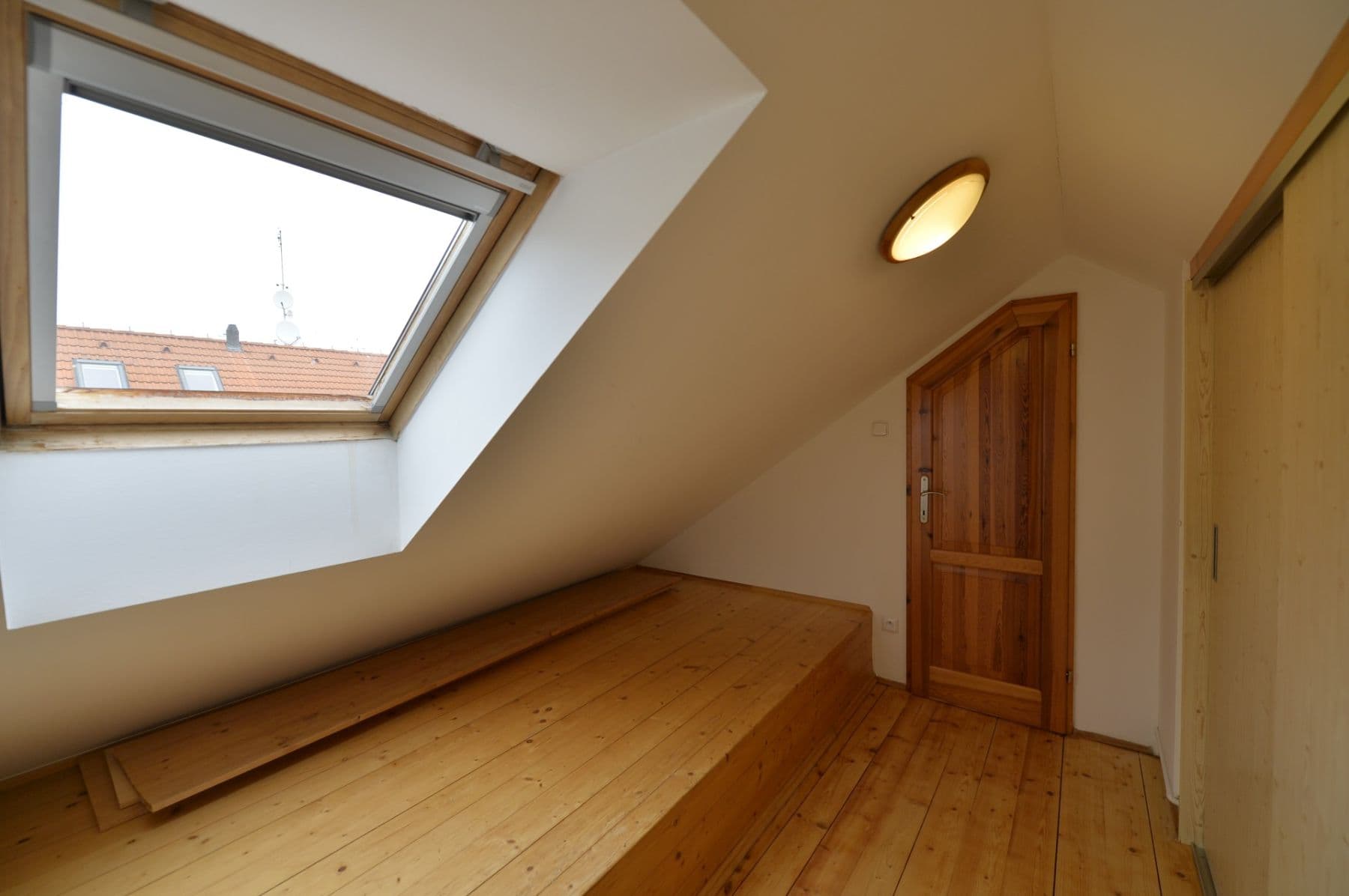 Predaj bytu 4-izbový 112 m², J. Š. Baara, České Budějovice, Jihočeský kraj Predaj bytu 4-izbový 112 m², J. Š. Baara, České Budějovice, Jihočeský kraj