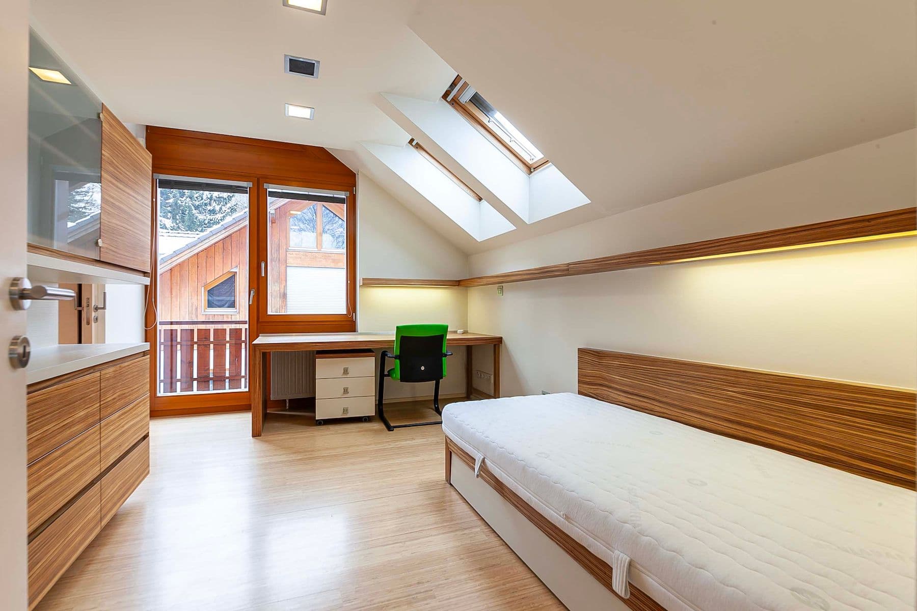 Predaj domu 310 m², pozemek 750 m², Na Kopci, Jablonec nad Nisou, Liberecký kraj Predaj domu 310 m², pozemek 750 m², Na Kopci, Jablonec nad Nisou, Liberecký kraj