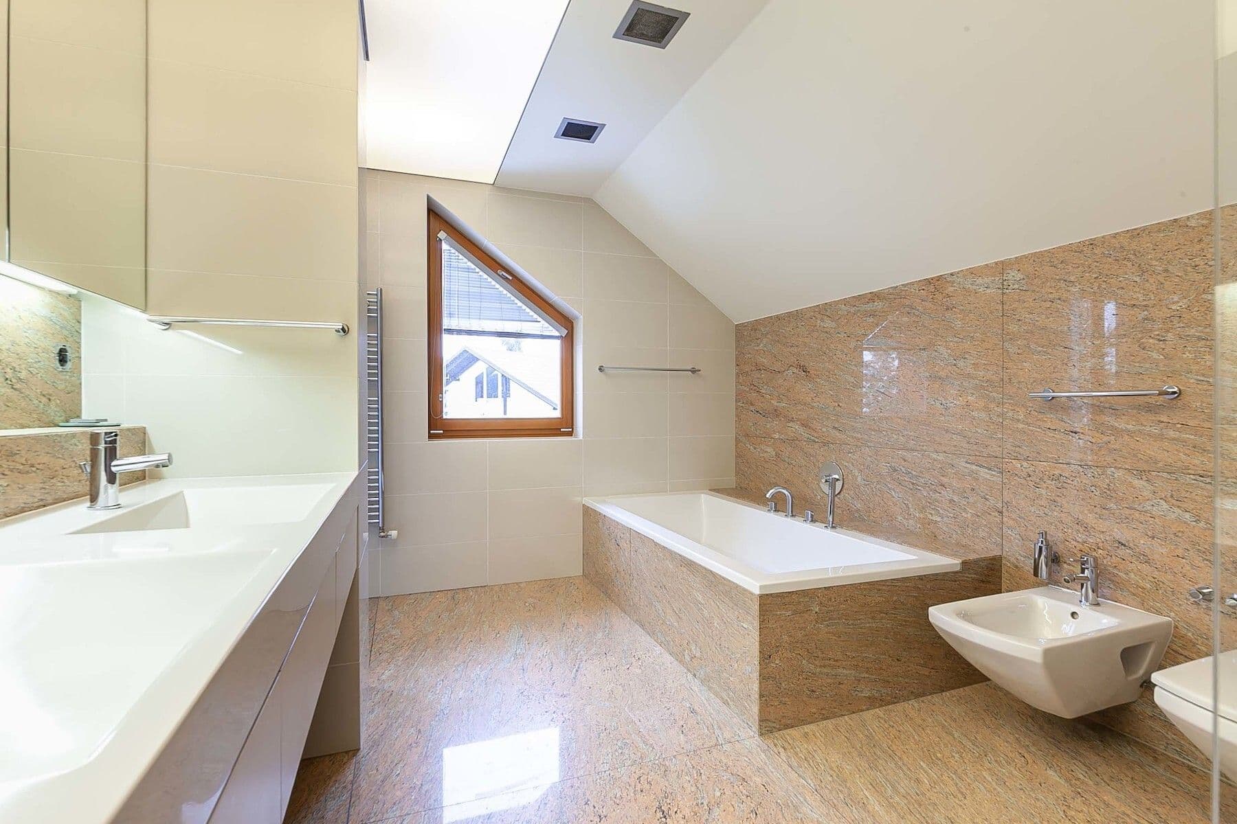 Predaj domu 310 m², pozemek 750 m², Na Kopci, Jablonec nad Nisou, Liberecký kraj Predaj domu 310 m², pozemek 750 m², Na Kopci, Jablonec nad Nisou, Liberecký kraj