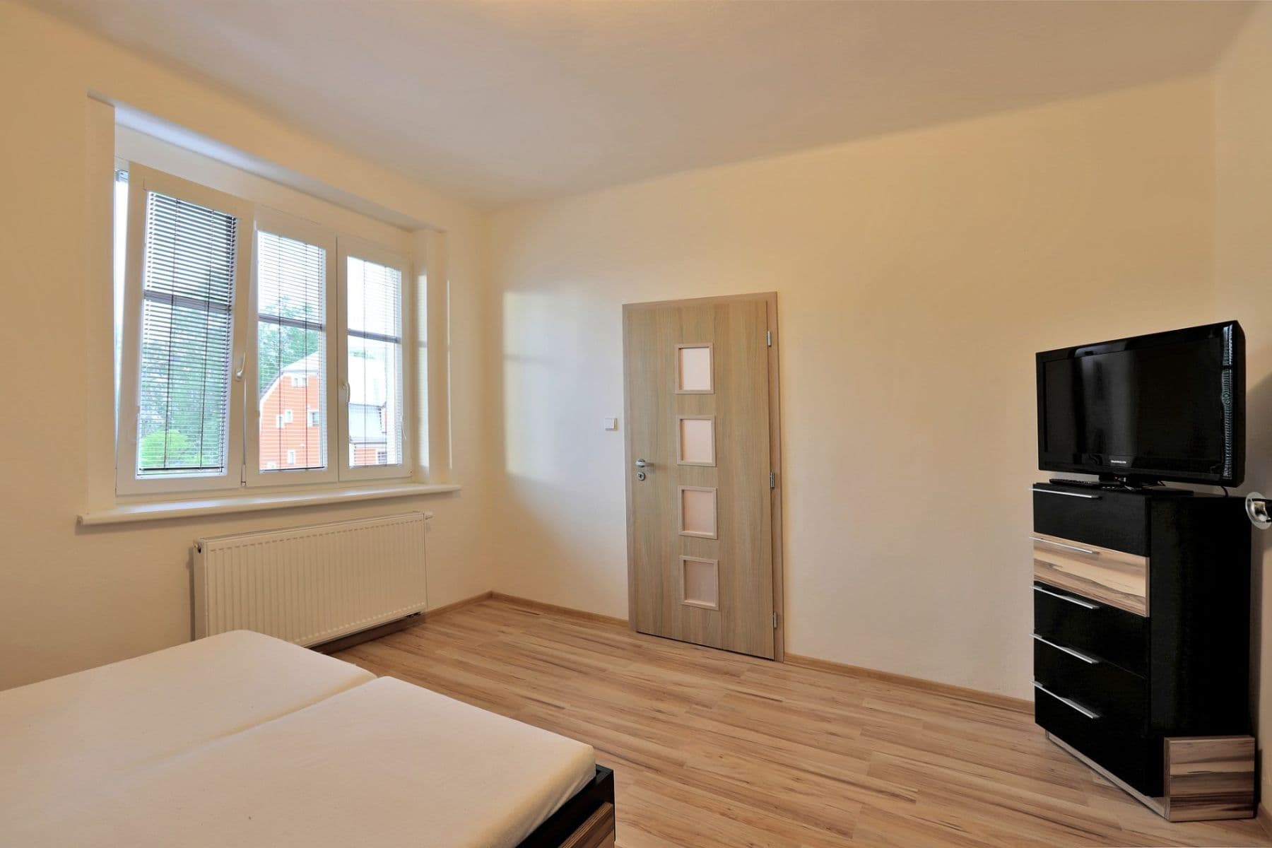 Prenájom bytu 1-izbový 36 m², Borová, Karlovy Vary, Karlovarský kraj Prenájom bytu 1-izbový 36 m², Borová, Karlovy Vary, Karlovarský kraj