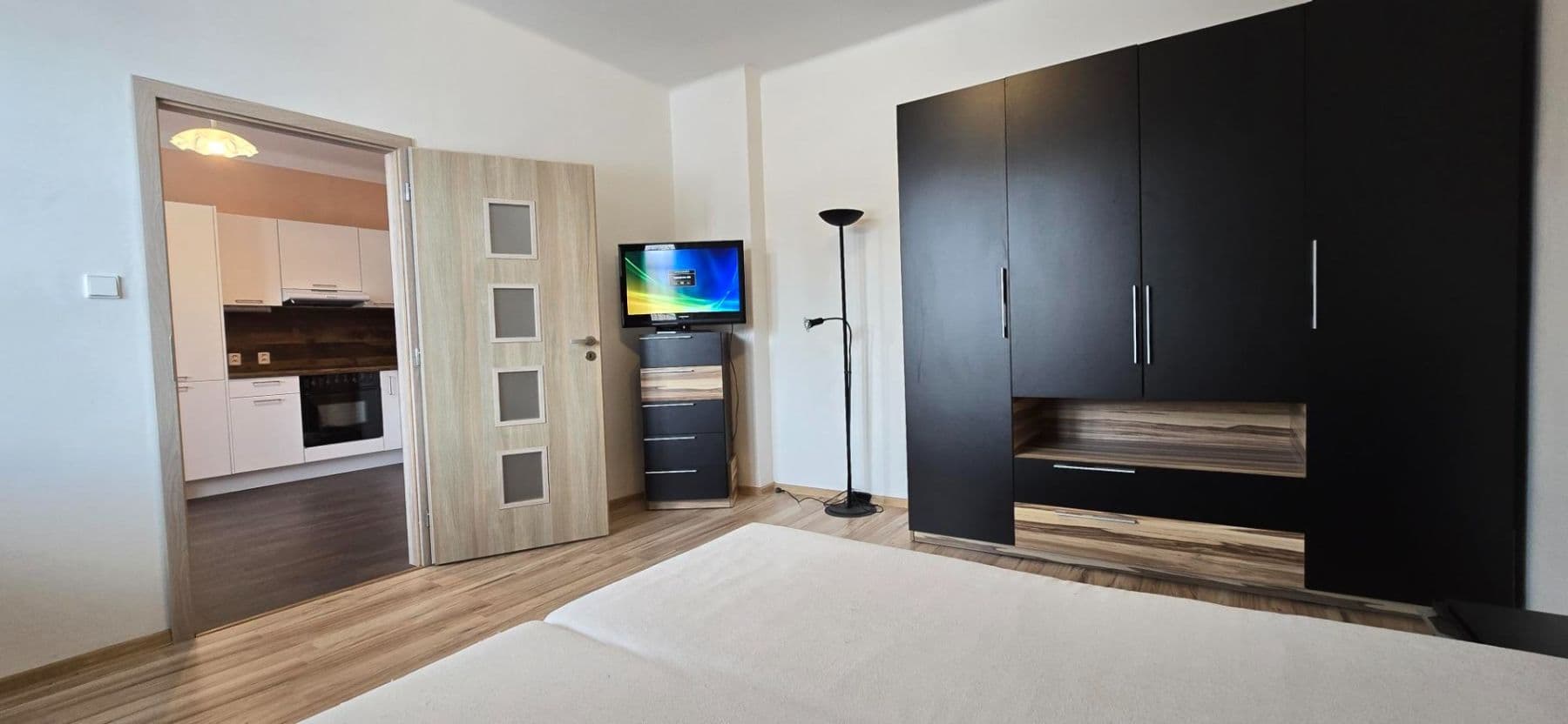 Prenájom bytu 1-izbový 36 m², Borová, Karlovy Vary, Karlovarský kraj Prenájom bytu 1-izbový 36 m², Borová, Karlovy Vary, Karlovarský kraj