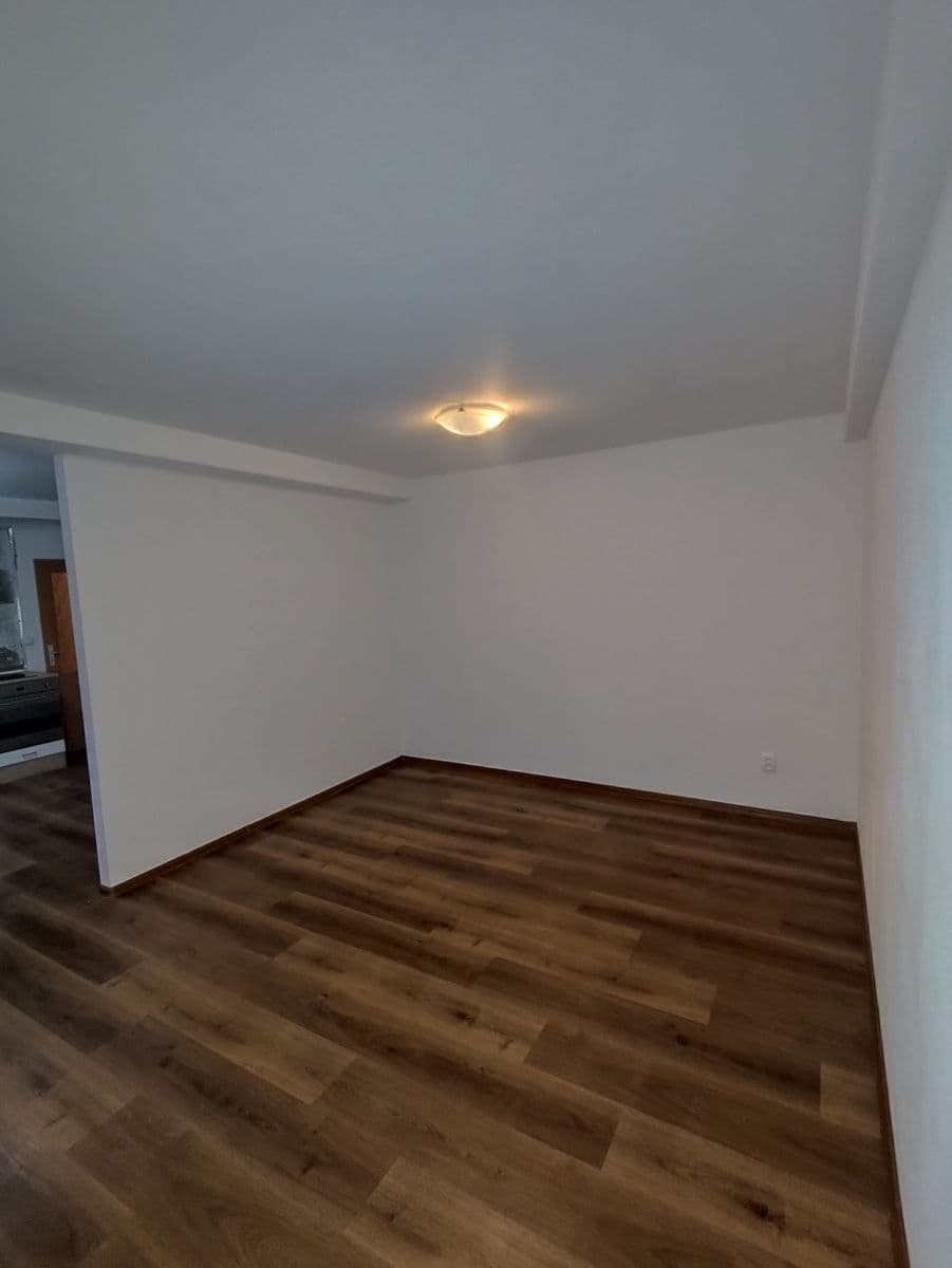 Predaj bytu 1-izbový 41 m², Deštné v Orlických horách, Královéhradecký kraj Predaj bytu 1-izbový 41 m², Deštné v Orlických horách, Královéhradecký kraj