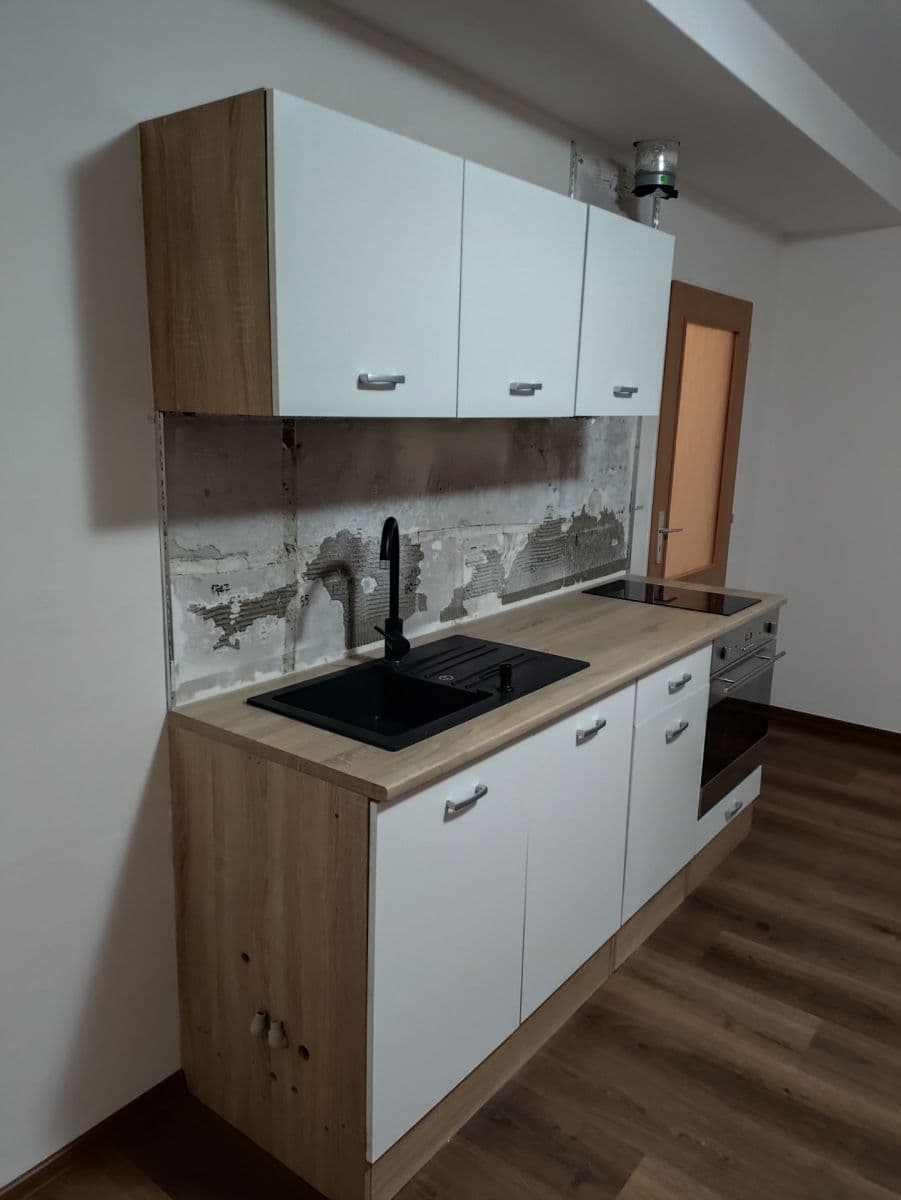 Predaj bytu 1-izbový 41 m², Deštné v Orlických horách, Královéhradecký kraj Predaj bytu 1-izbový 41 m², Deštné v Orlických horách, Královéhradecký kraj