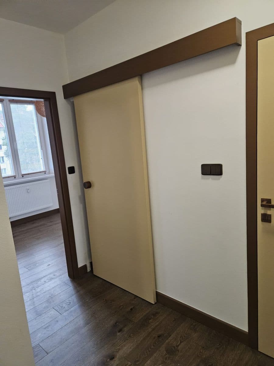 Predaj bytu 3-izbový 58 m², Poštovská, Praha, Praha Predaj bytu 3-izbový 58 m², Poštovská, Praha, Praha