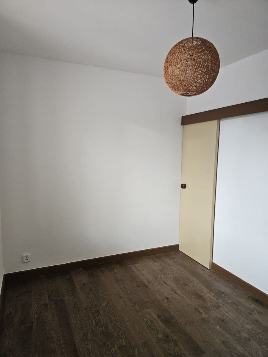 Predaj bytu 3-izbový 58 m², Poštovská, Praha, Praha Predaj bytu 3-izbový 58 m², Poštovská, Praha, Praha