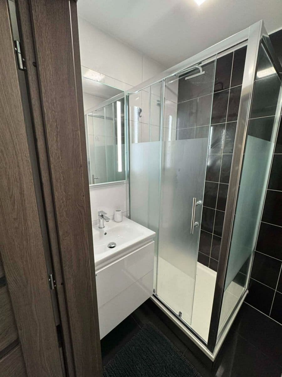 Prenájom bytu 2-izbový 54 m², Mokrá-Horákov, Jihomoravský kraj Prenájom bytu 2-izbový 54 m², Mokrá-Horákov, Jihomoravský kraj