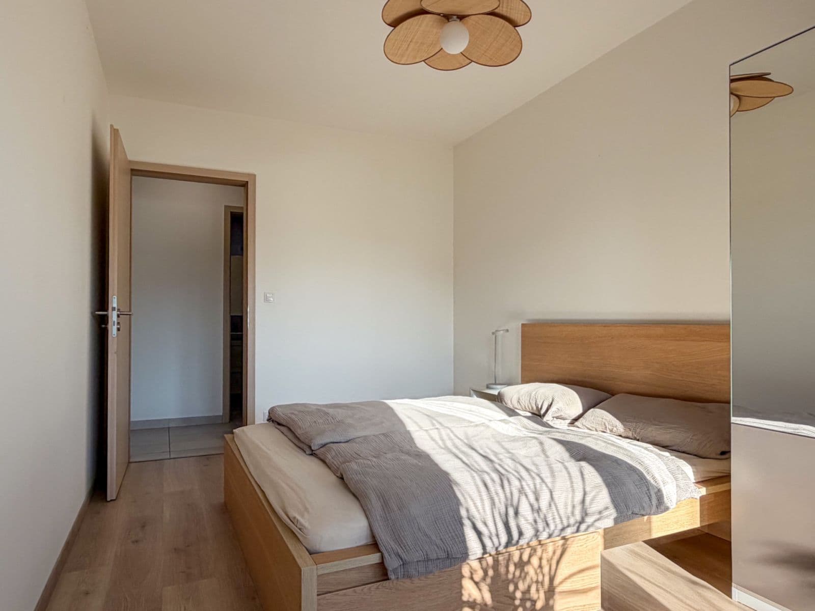 Prenájom bytu 3-izbový 85 m², Nyklíčkova, Praha, Praha Prenájom bytu 3-izbový 85 m², Nyklíčkova, Praha, Praha