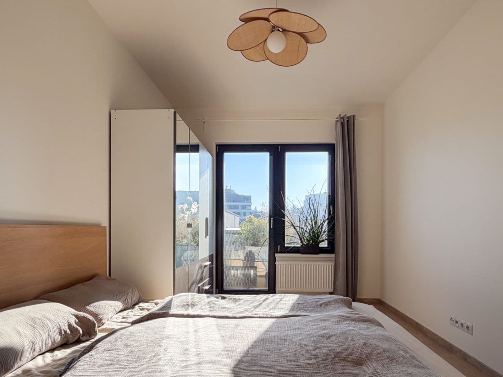 Prenájom bytu 3-izbový 85 m², Nyklíčkova, Praha, Praha Prenájom bytu 3-izbový 85 m², Nyklíčkova, Praha, Praha