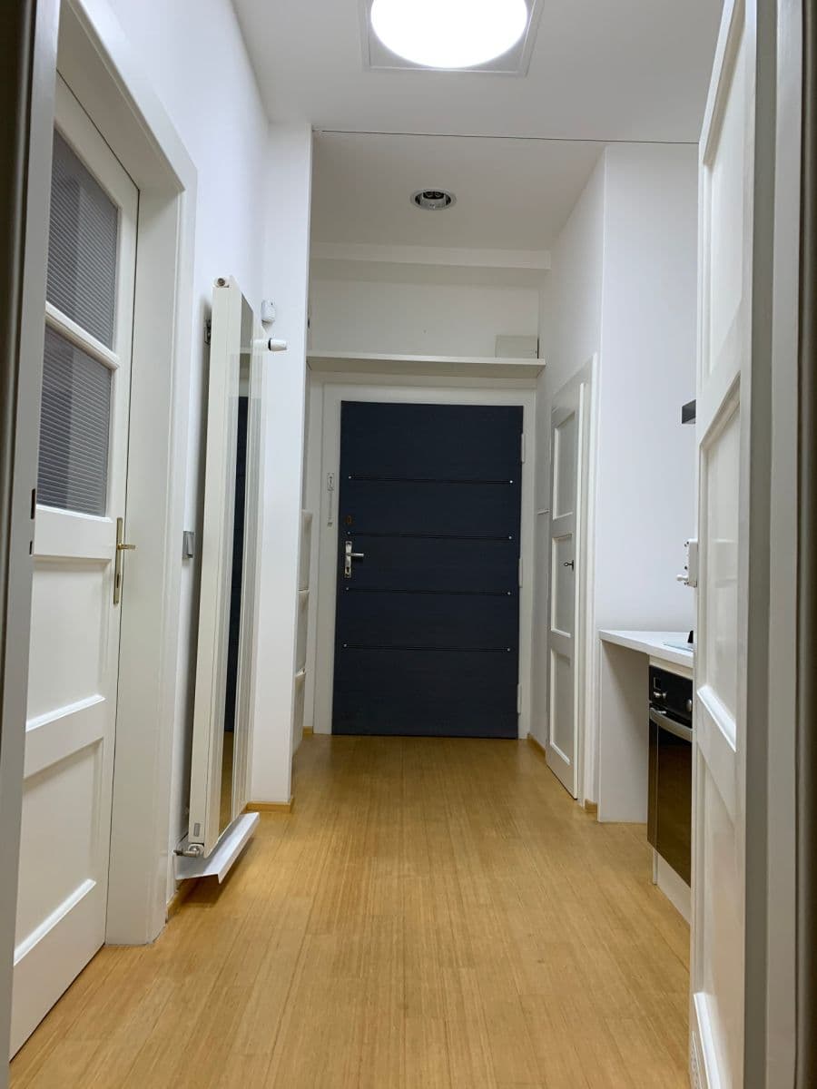 Prenájom bytu 2-izbový 56 m², Na Maninách, Praha, Praha Prenájom bytu 2-izbový 56 m², Na Maninách, Praha, Praha