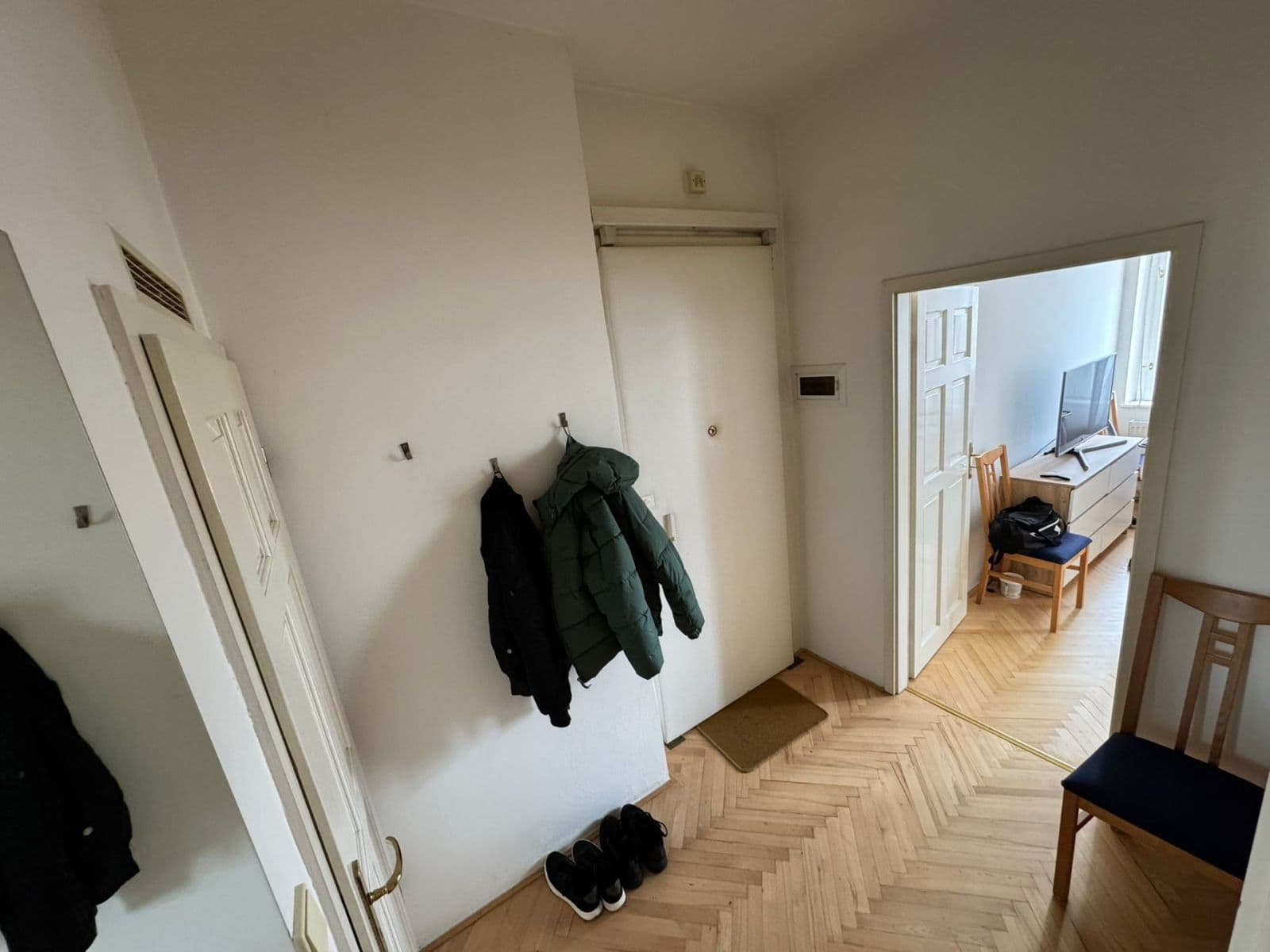 Prenájom bytu 2-izbový 62 m², Šumavská, Praha, Praha Prenájom bytu 2-izbový 62 m², Šumavská, Praha, Praha