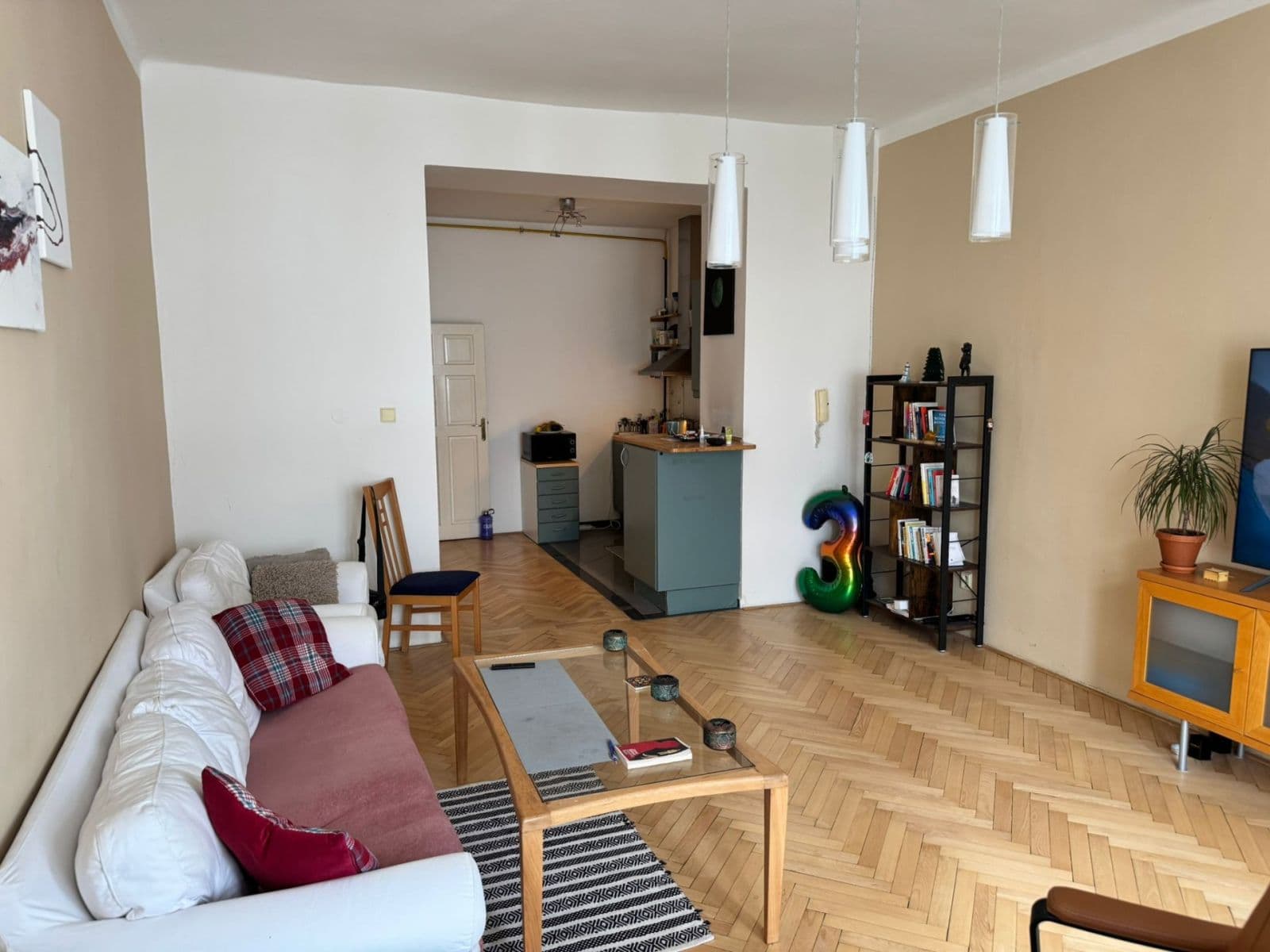 Prenájom bytu 2-izbový 62 m², Šumavská, Praha, Praha Prenájom bytu 2-izbový 62 m², Šumavská, Praha, Praha