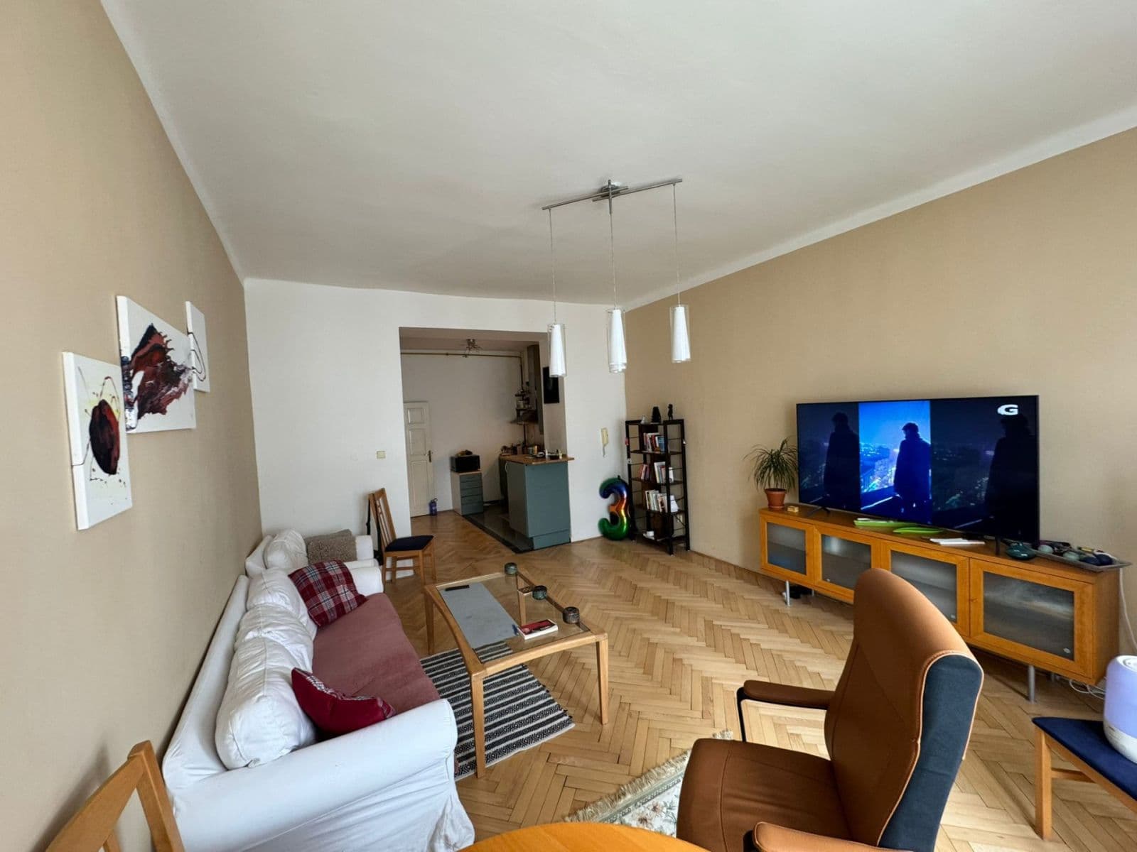 Prenájom bytu 2-izbový 62 m², Šumavská, Praha, Praha Prenájom bytu 2-izbový 62 m², Šumavská, Praha, Praha