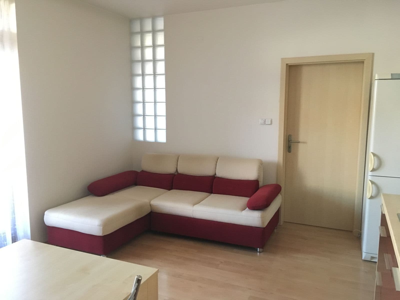 Prenájom bytu 2-izbový 37 m², Mladých Běchovic, Praha, Praha Prenájom bytu 2-izbový 37 m², Mladých Běchovic, Praha, Praha