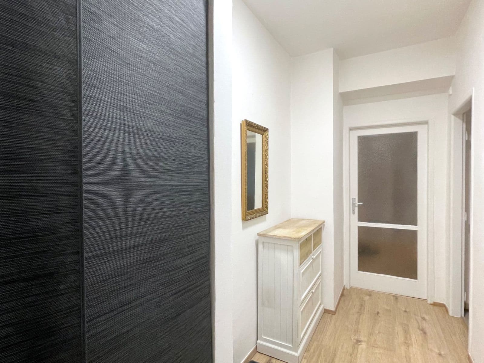 Prenájom bytu 2-izbový 54 m², Slezská, Praha, Praha Prenájom bytu 2-izbový 54 m², Slezská, Praha, Praha