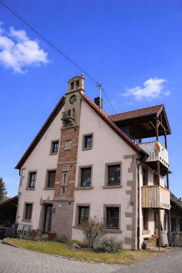 Predaj domu 128 m², pozemek 248 m², Tübingen, Bádensko-Wurttembersko Predaj domu 128 m², pozemek 248 m², Tübingen, Bádensko-Wurttembersko