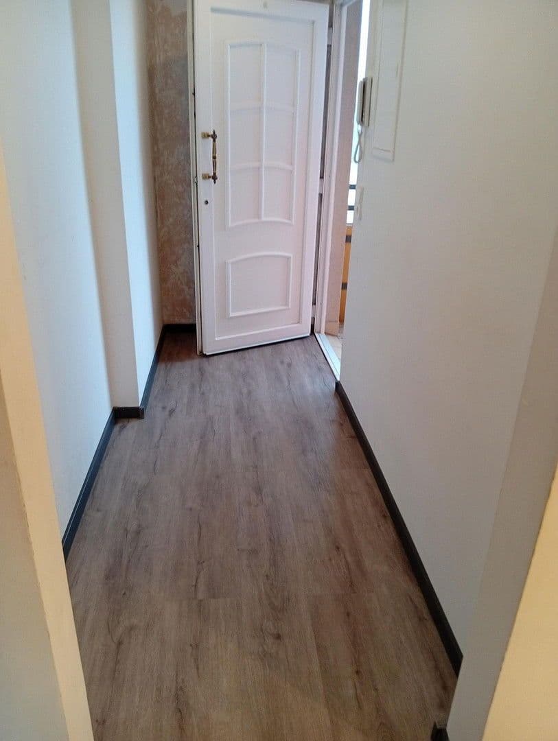 Prenájom bytu 3-izbový 80 m², Heppenheim, Hesensko Prenájom bytu 3-izbový 80 m², Heppenheim, Hesensko