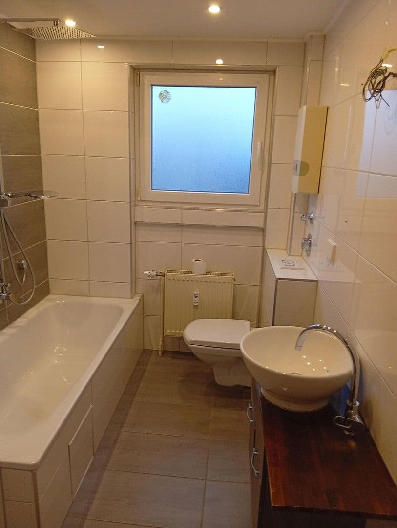 Prenájom bytu 3-izbový 80 m², Heppenheim, Hesensko Prenájom bytu 3-izbový 80 m², Heppenheim, Hesensko