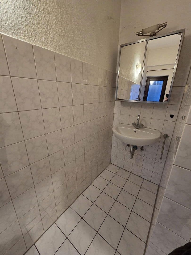 Prenájom bytu 2-izbový 60 m², Krefeld, Severné Porýnie - Westfálsko Prenájom bytu 2-izbový 60 m², Krefeld, Severné Porýnie - Westfálsko