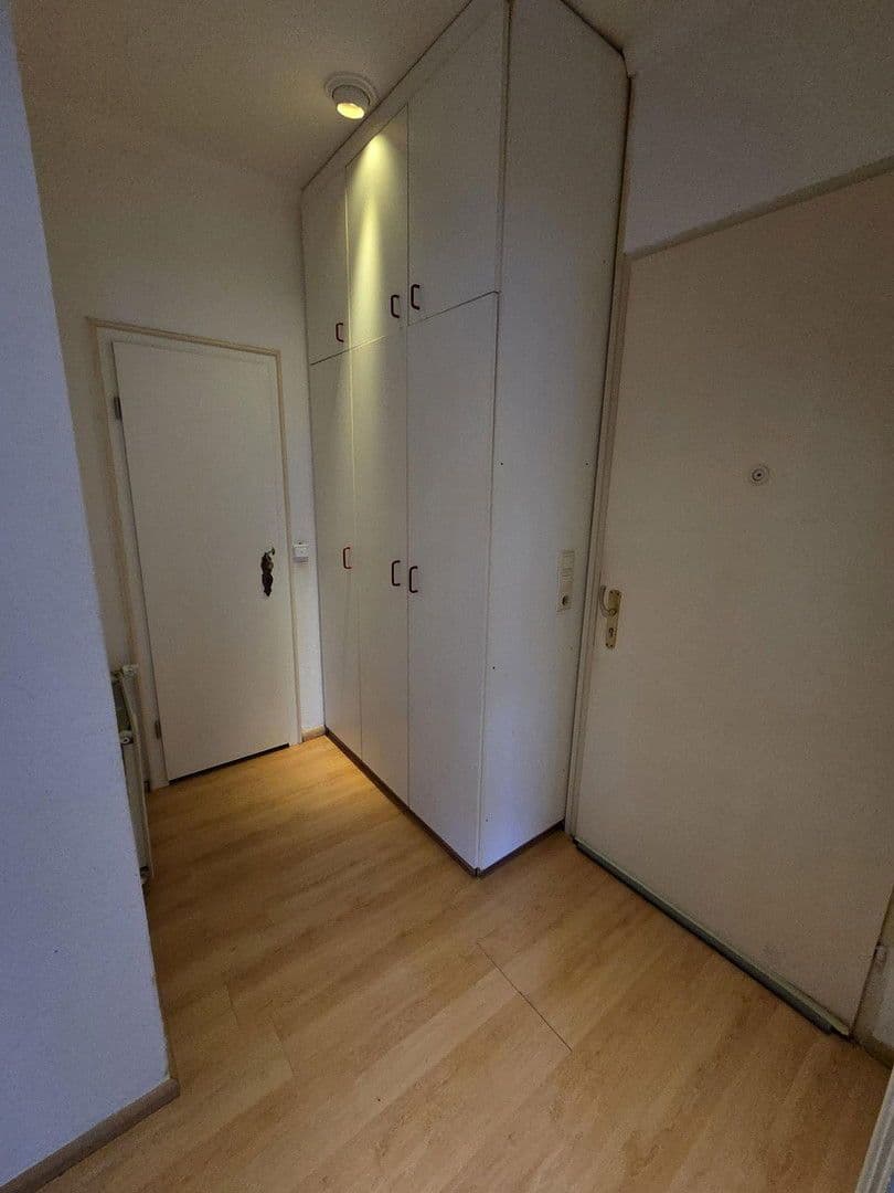 Prenájom bytu 2-izbový 60 m², Krefeld, Severné Porýnie - Westfálsko Prenájom bytu 2-izbový 60 m², Krefeld, Severné Porýnie - Westfálsko