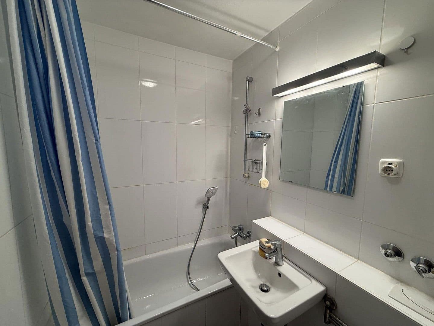 Prenájom bytu 1-izbový 33 m², Winzererstraße 5, München, Bavorsko Prenájom bytu 1-izbový 33 m², Winzererstraße 5, München, Bavorsko