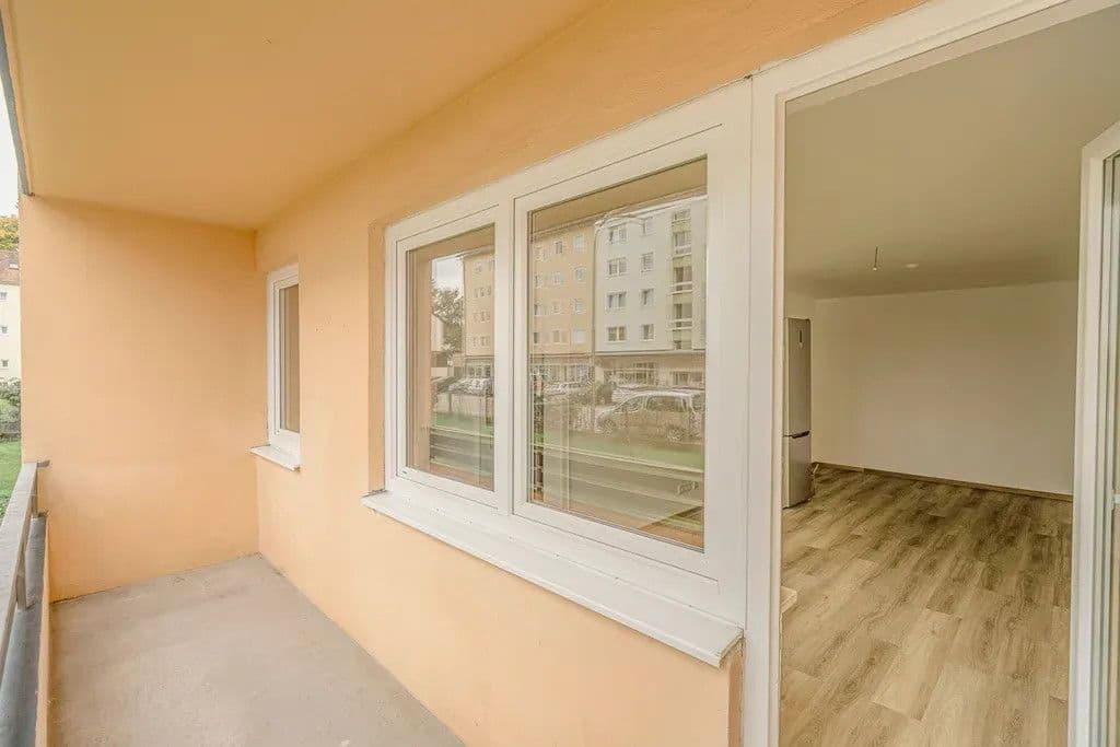 Prenájom bytu 1-izbový 37 m², 84 Deutschland, Burghausen, Bavorsko Prenájom bytu 1-izbový 37 m², 84 Deutschland, Burghausen, Bavorsko