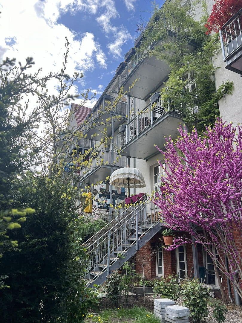 Predaj bytu 4-izbový 110 m², Hohenzollernring 18c, Berlin, Berlín Predaj bytu 4-izbový 110 m², Hohenzollernring 18c, Berlin, Berlín