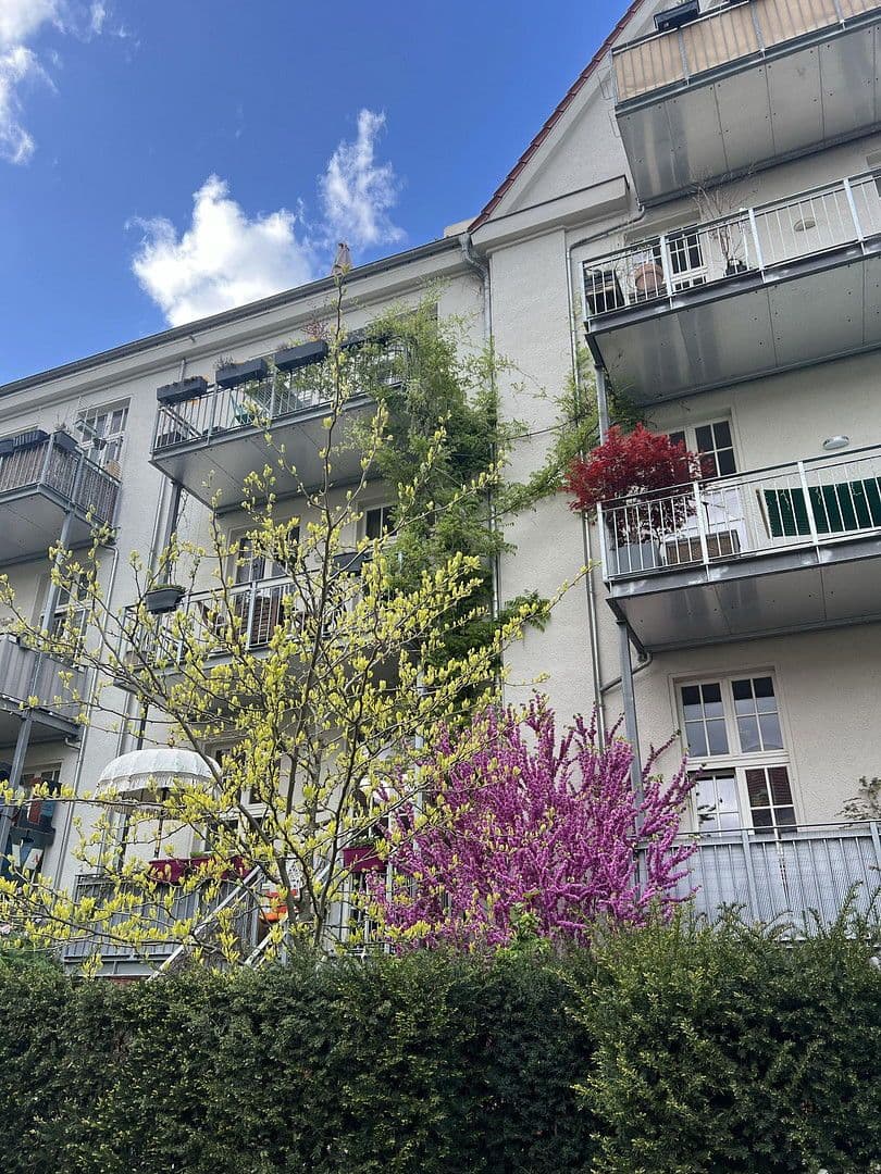 Predaj bytu 4-izbový 110 m², Hohenzollernring 18c, Berlin, Berlín Predaj bytu 4-izbový 110 m², Hohenzollernring 18c, Berlin, Berlín