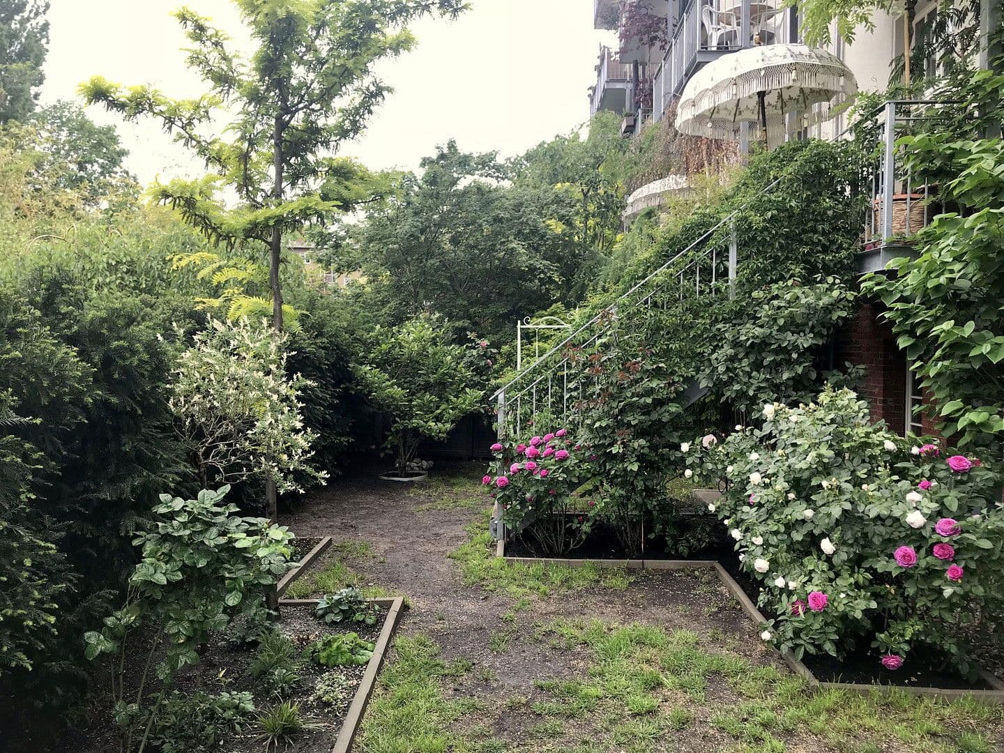 Predaj bytu 4-izbový 110 m², Hohenzollernring 18c, Berlin, Berlín Predaj bytu 4-izbový 110 m², Hohenzollernring 18c, Berlin, Berlín